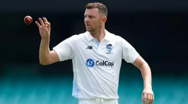 Achilles soreness clouds Hazlewood's Ashes return
